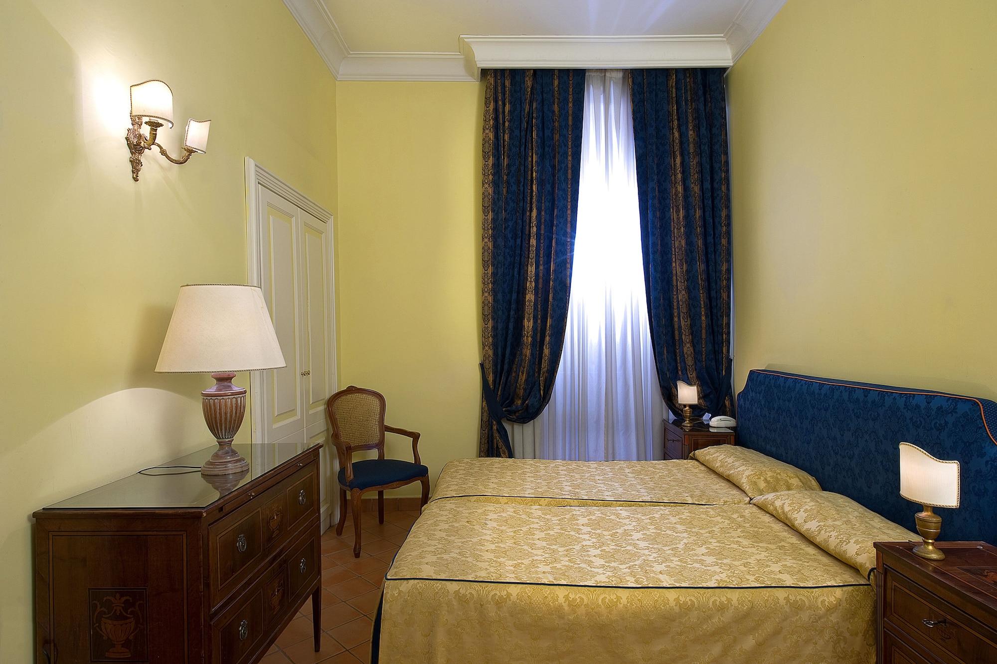 Chiaja Hotel De Charme Naples Room photo